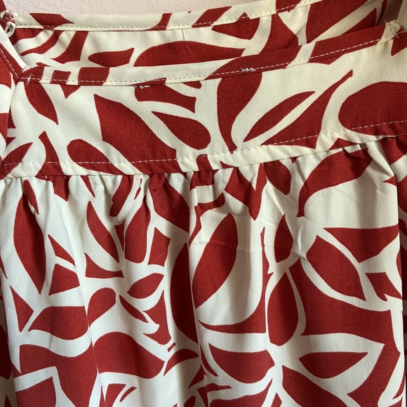 Soft Ruffle Cami from Evereve - Picture 5 of 6